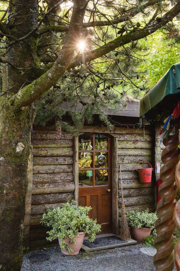 Larkhill Tipis And Yurts